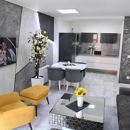 Apartment Relax Lux Apartman *
